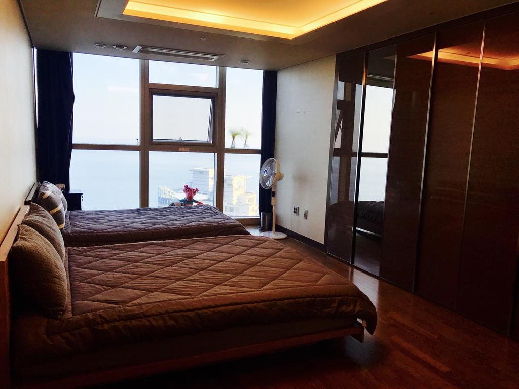 Haeundae Ocean Bridge Penthouse Apartment Пусан Екстериор снимка